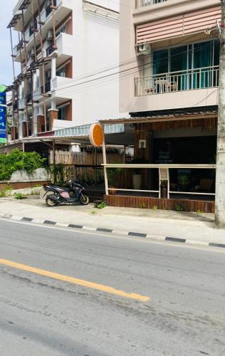 Gallery image of Guest house Helene in Kata Beach