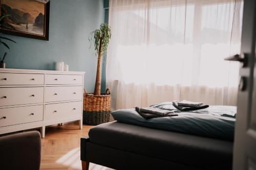 Postel nebo postele na pokoji v ubytování Soonwald Loft I Garten I Kamin I riesige Wohnküche