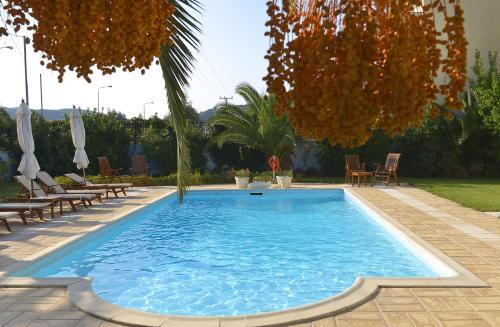 Bazén v ubytovaní Kavala Beach Hotel apartments alebo v jeho blízkosti