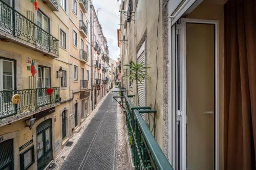 Cozy 1-bedroom Apt - Historic location by Lisbeyond
