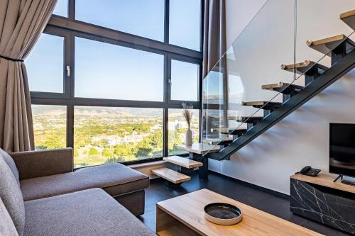 CITY HILL Luxury Apartments