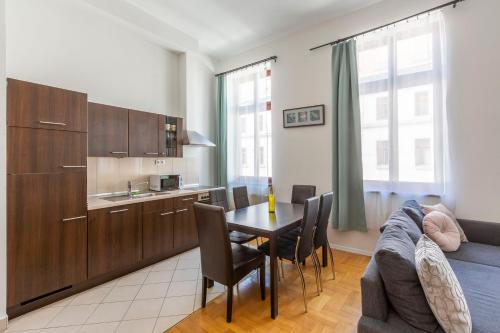 Central Gozsdu Aparment by Quentin Homes 1075 Budapest, 13 Király utca kép - 3