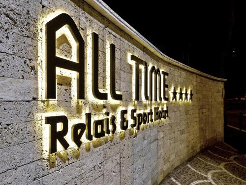 Gallery image of All Time Relais & Sport Hotel in Rome