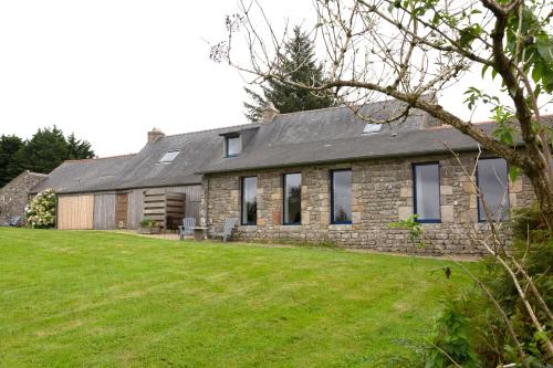 Studio vue magique proche Locronan