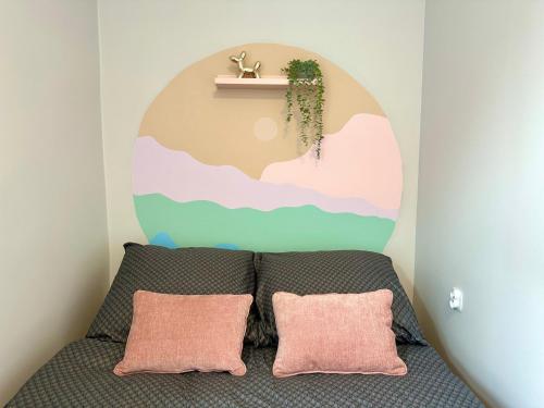 Postel nebo postele na pokoji v ubytování MMRent Sunset Room