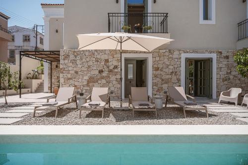 City Moments Villa - "Heated" Pools - Holiways Collection