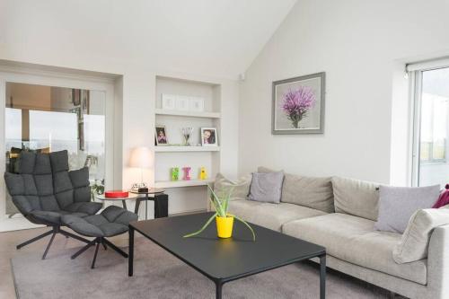 Posezení v ubytování Slate House