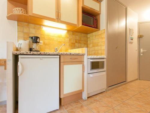 Photo de la galerie de l'établissement Appartement 5/6 pers sur les pistes avec balcon, wifi et équipements modernes à Avoriaz - FR-1-314-156, à Morzine