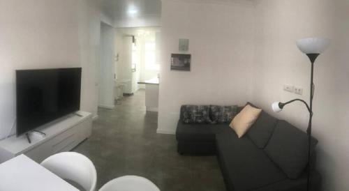 Modern Renovated 2 Bdrm - Las Canteras