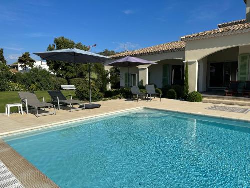 Appartement bord de mer avec piscine privee Porticcio