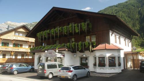 Gallery image of Schlögler`s Apartmenthaus in Neustift im Stubaital