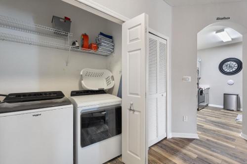 Resort Living Cozy Private Stay in Prime Location photo 36
