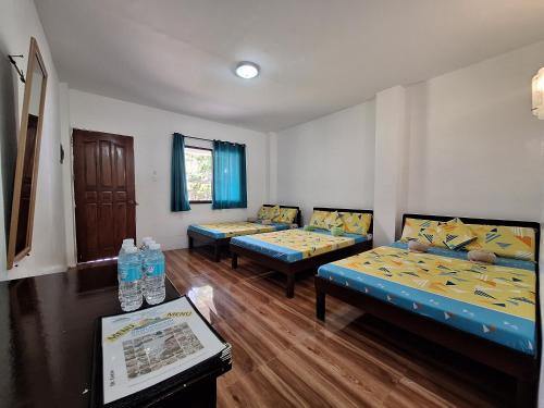 Gallery image of Island Front - Bangcogon Resort and Restaurant in Oslob