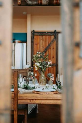 WallerにあるWaterfront Treehouse in a Magical Forestのギャラリーの写真