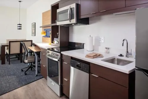 TownePlace Suites by Marriott Orlando Airport photo 6