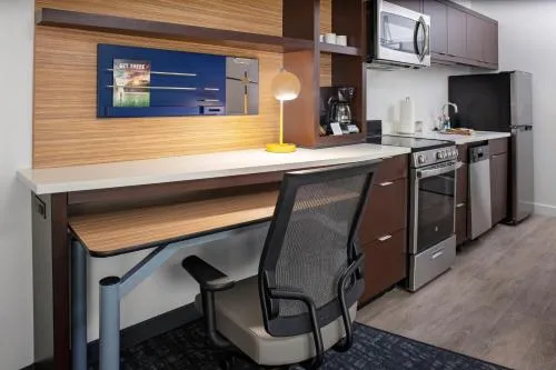 TownePlace Suites by Marriott Orlando Airport photo 4