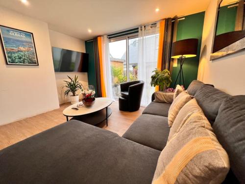 Photo de la galerie de l'établissement Jolie maison contemporaine, à Fouesnant