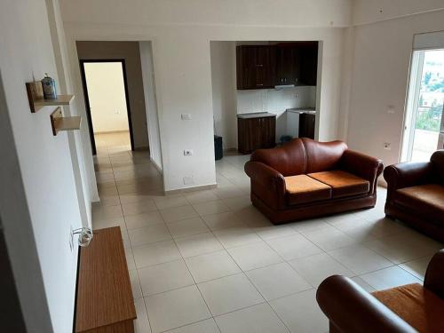 Guest House in Gjirokastra - Imazhi 3