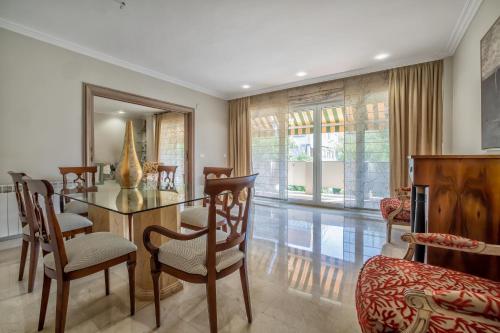 Apartamento Los Tilos & Parking & Piscina