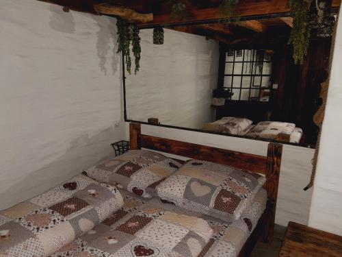 Ένα ή περισσότερα κρεβάτια σε δωμάτιο στο Pokoje Gościnne Skalnik