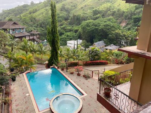 Cascade Mountain View Oasis