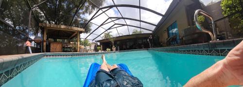 Close to Everything – Photos 2