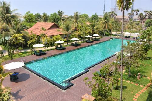 an overhead view of a swimming pool at a resort at Angkor Palace Resort & Spa in Siem Reap