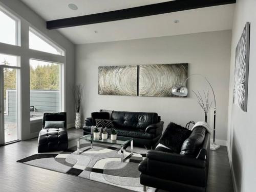 Luxury Home with a View! – Photos 5