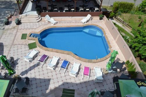 Bazén v ubytování Guesthouse Vila DND nebo v jeho okolí