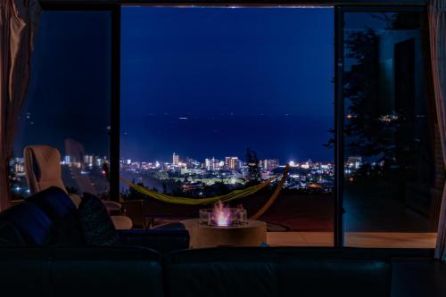 Fotografie z fotogalerie ubytování Sky Villa Beppu with Private Onsen-天空の別府邸 v destinaci Beppu