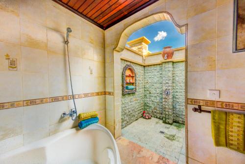 Ett badrum på Onlyou Villas