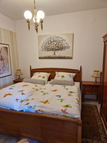 Cama o camas de una habitación en Stilvoll und gemütlich