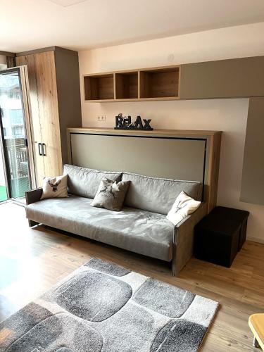Penthouse 82