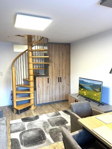 Penthouse 82