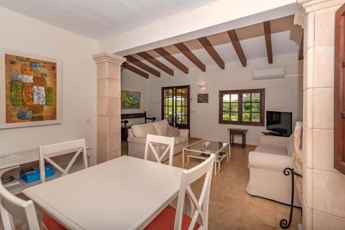 Villa Can Jaume by Sealand Villas