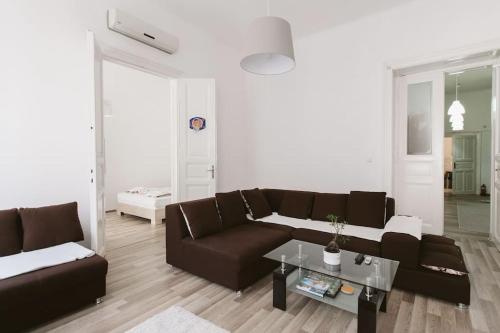 Family Apartment 1064 Budapest, 82 Izabella utca kép - 3
