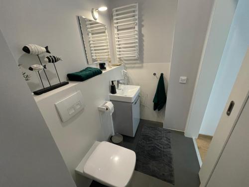 Kúpeľňa v ubytovaní Piotrkowska122 Studio Apartments