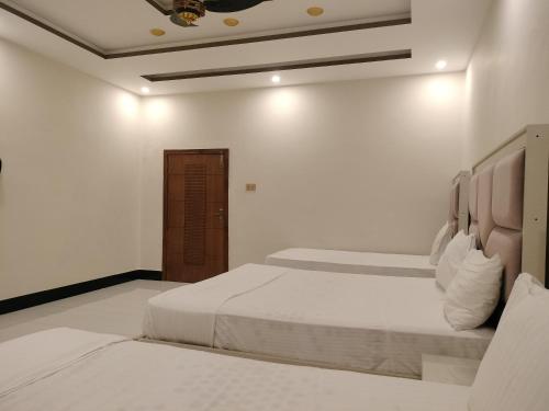 Gallery image of Dove Inn Hotel in Lahore