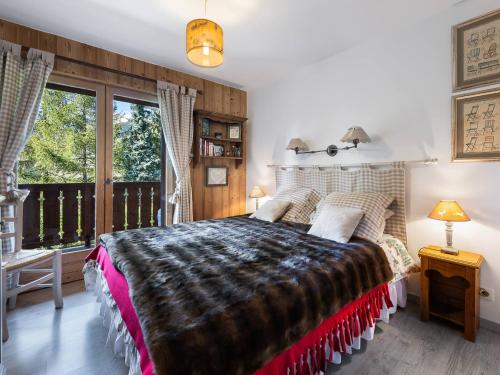 Appartement Megève, 2 pièces, 4 personnes - FR-1-453-56にあるベッド