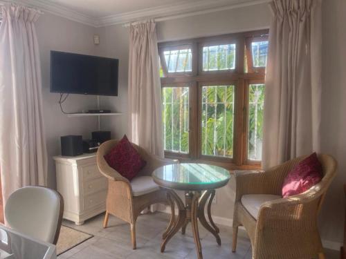 Televisyen dan/atau pusat hiburan di Goldeneye Private Venue Spectre