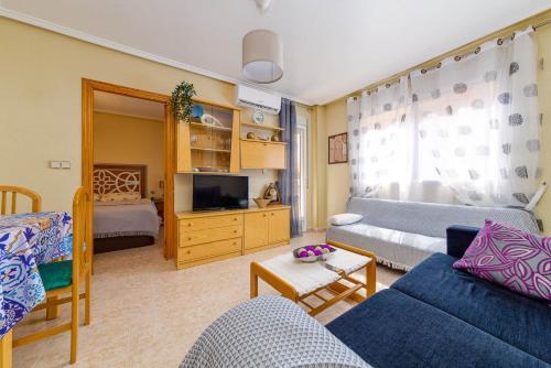Cozy appartment with pool at Iryna & Wojtek near beach, shops and restaurants