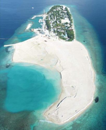 an aerial view of an island in the ocean at Beach Veli in Ukulhas