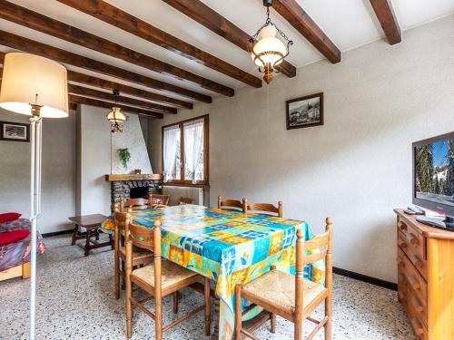 Appartement 2 chambres centre village - Proche pistes, cheminée, animaux admis - FR-1-437-41