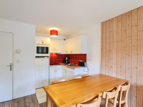 Photo de la galerie de l'établissement Spacieux appartement 54m² en rez-de-jardin, balcon, parking - Centre Flaine Forêt - FR-1-425-166, à Flaine