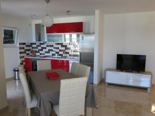 Sunrise Apartment