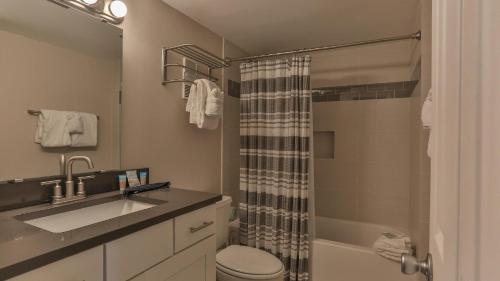 Destin on the Gulf 604 - Updated Gulf Front sixth floor condo photo 9