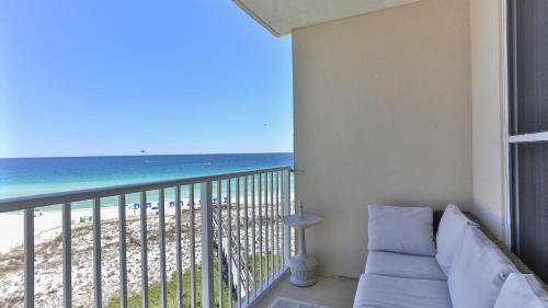 Destin on the Gulf 604 - Updated Gulf Front sixth floor condo photo 19