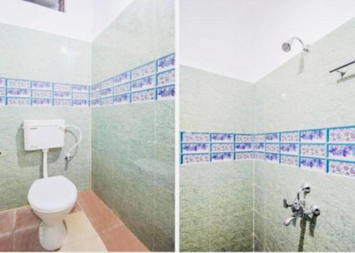 2 Bilder eines Badezimmers mit WC und Dusche in der Unterkunft Hotel Somnath Guest House ! Puri in Puri