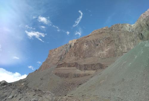 a view of a rocky mountain with a blue sky at Hostal Crisol in Lo Valdés