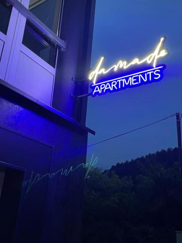 Bangunan di mana terletaknya apartmen